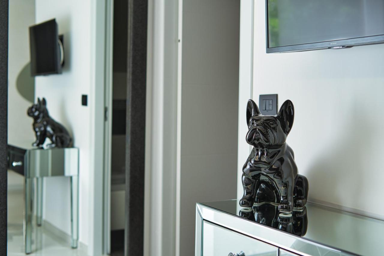 Distinto Suite & Rooms Lecce Luaran gambar