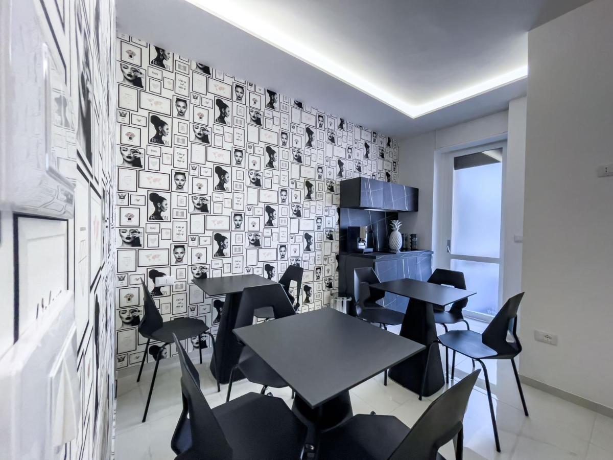 Distinto Suite & Rooms Lecce Luaran gambar